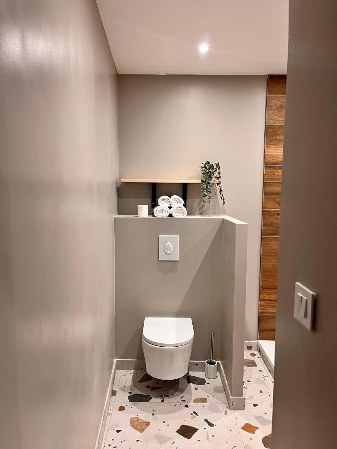 Au Coeur De Hyeres, Ideal Pour Les Couples ! Buitenkant foto