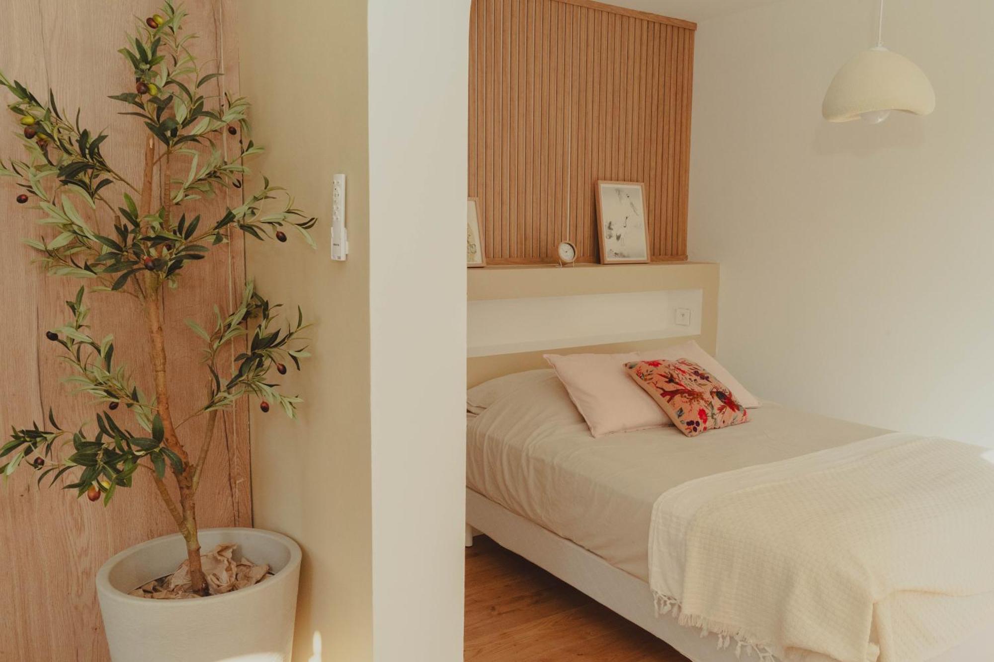 Au Coeur De Hyeres, Ideal Pour Les Couples ! Buitenkant foto